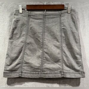 Free People Modern Femme Grey Denim Mini Skirt Stretch Zip Women’s Size 10